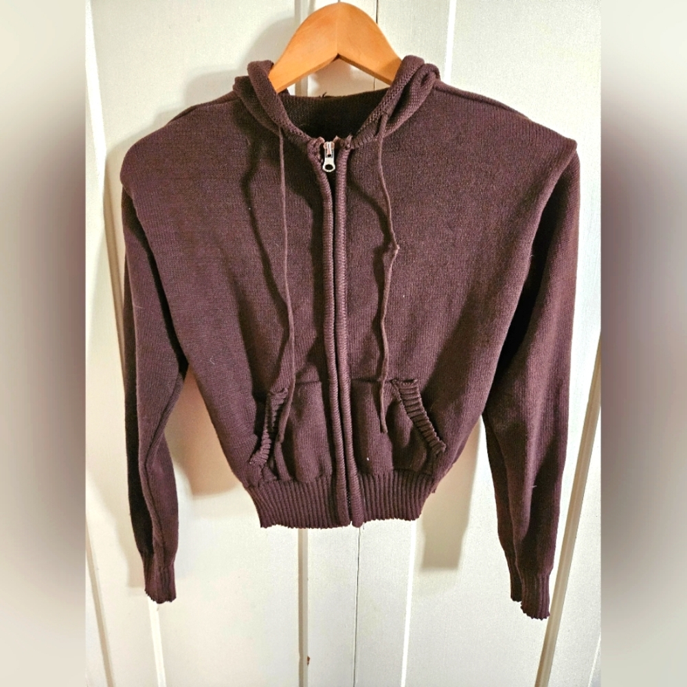 Cute brown knit sweater